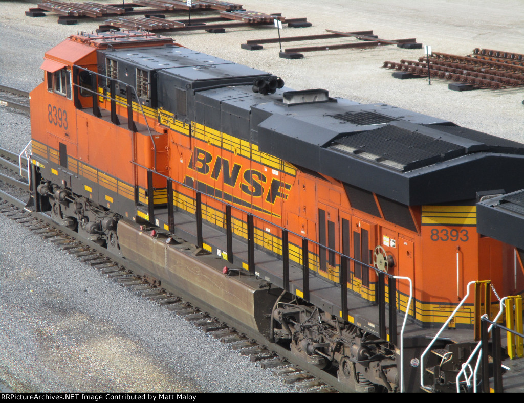 BNSF 8393